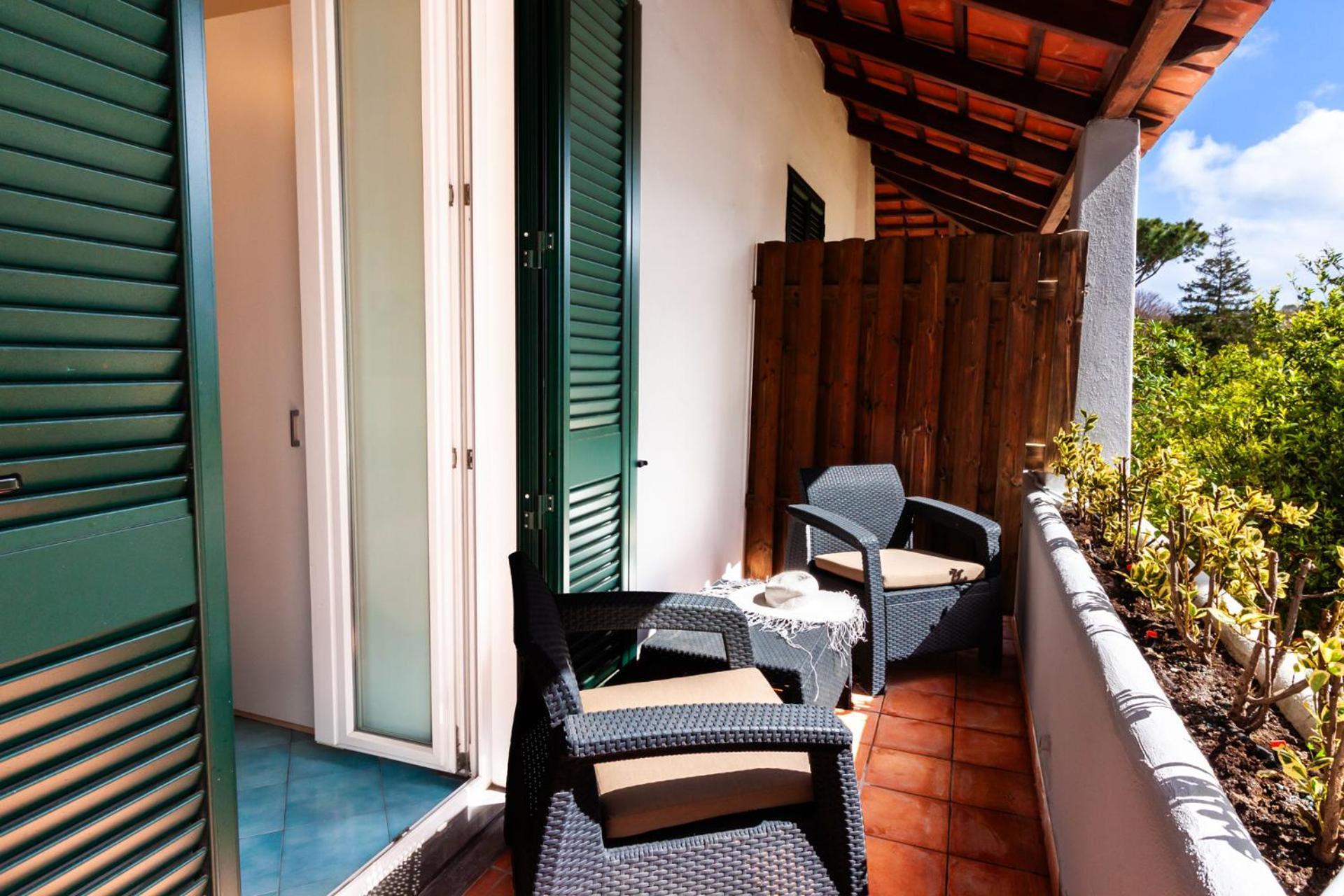Don Giorgio Rooms & Apartments อีสเกีย ภายนอก รูปภาพ