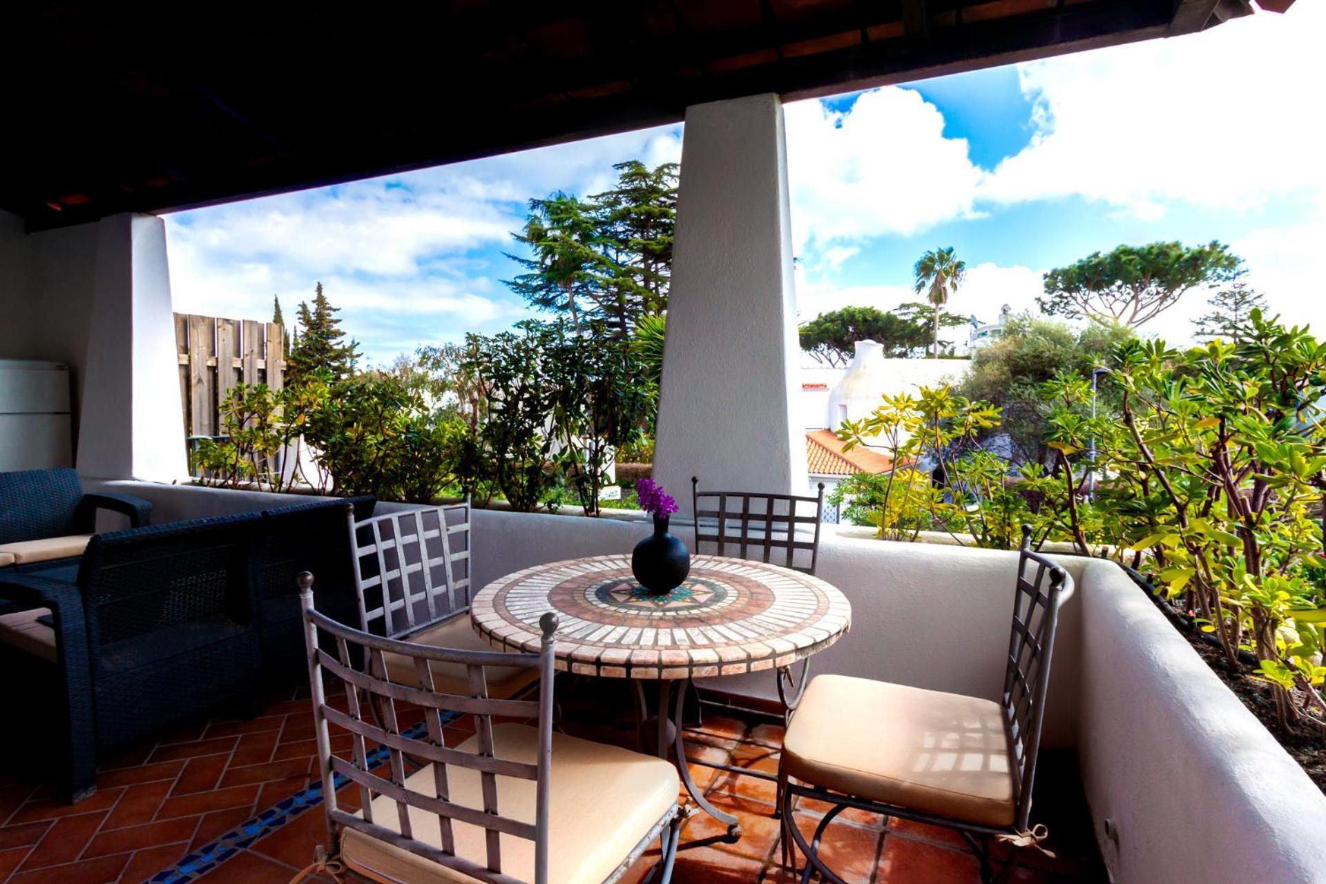 Don Giorgio Rooms & Apartments อีสเกีย ภายนอก รูปภาพ