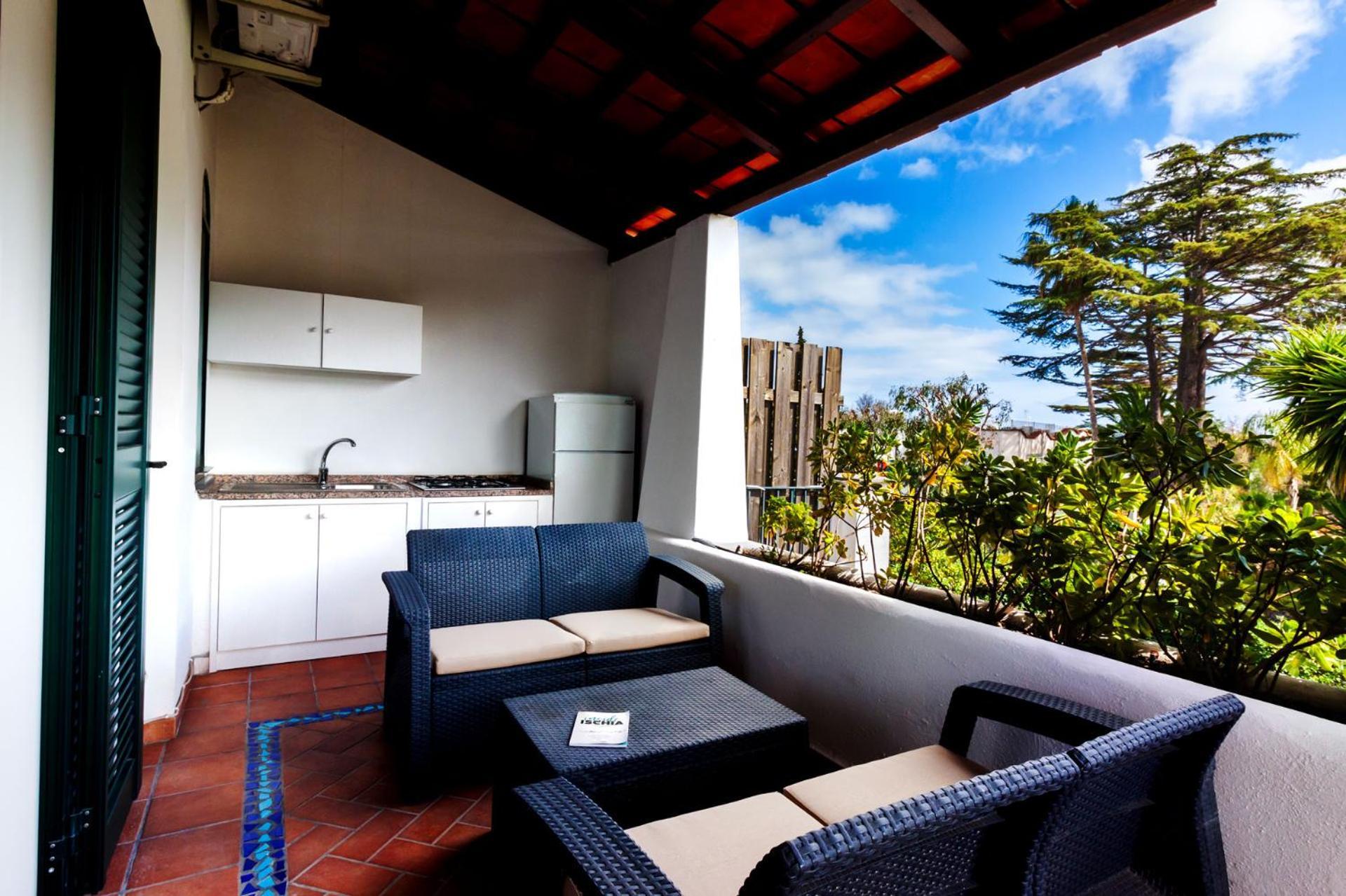 Don Giorgio Rooms & Apartments อีสเกีย ภายนอก รูปภาพ